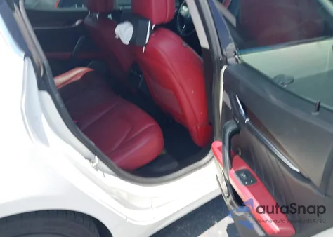 2019 Maserati Ghibli S Q4 Granlusso из США, поврежденный, VIN ZAM57YTL4K134024